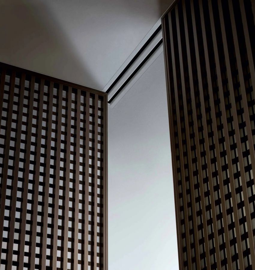 Структура, цвет 14 brown, стекло, цвет 63 trasparente. Декор из многослойного стекла в цвет структуры